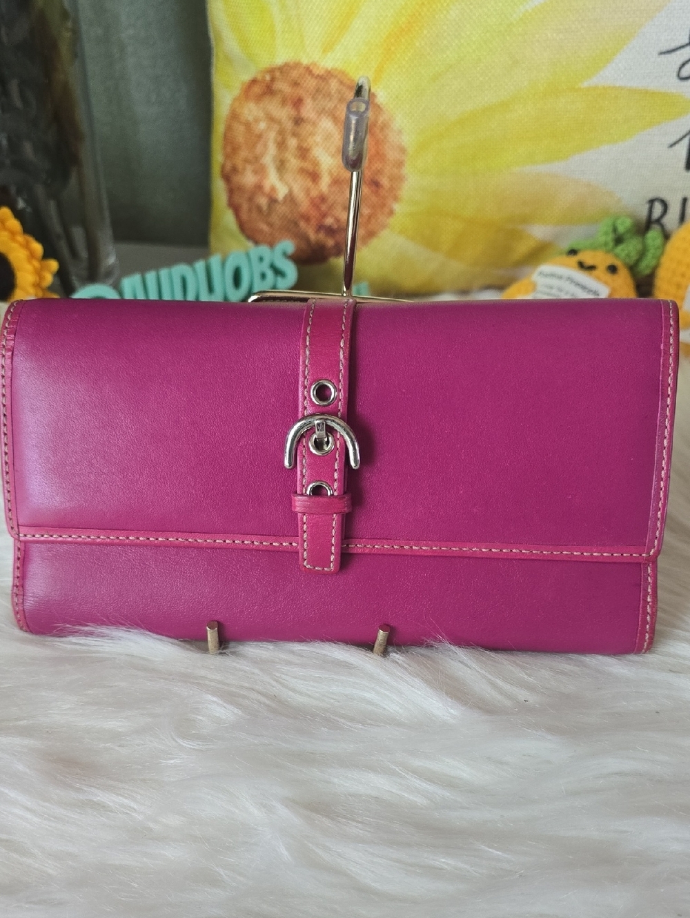 Coach Soho Y2k HOT FUSHIA  Pink Women's Trifold Wallet And Rare Checkbook Cover